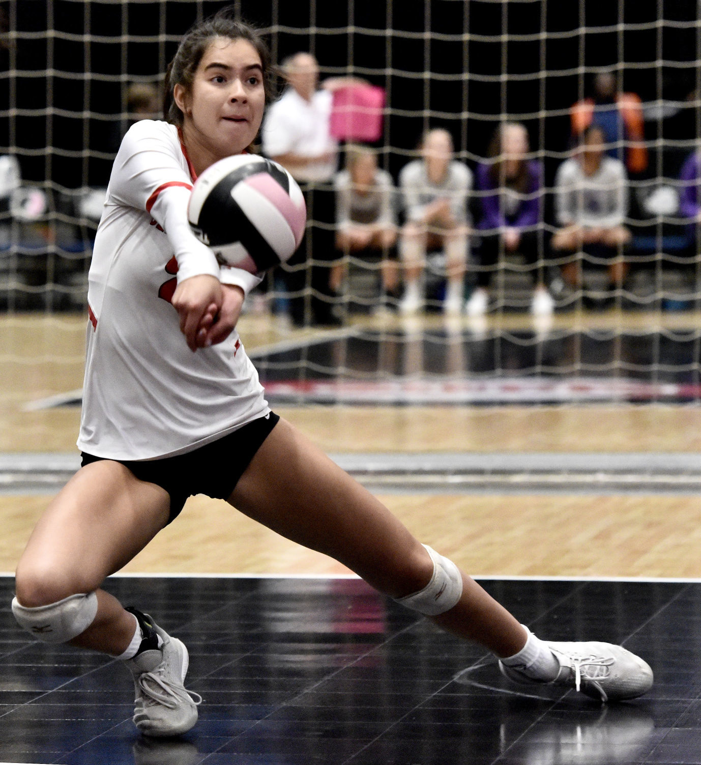 111219ho-cf-waukee-vb-2
